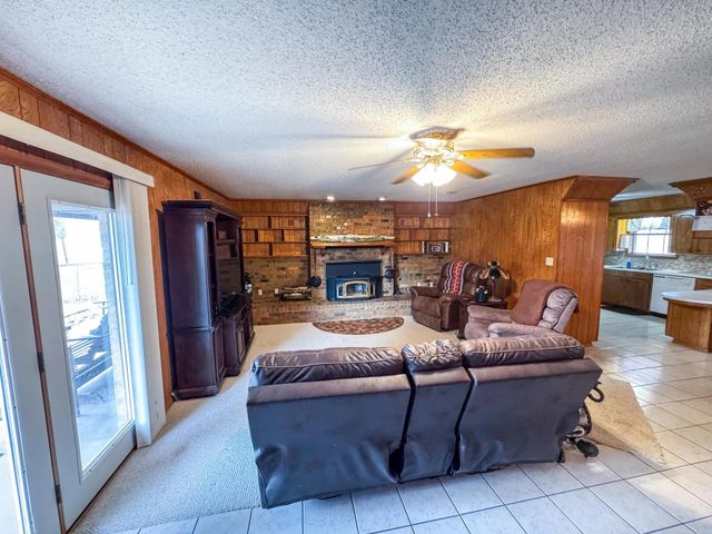 444 County Road 4104, Daingerfield, TX 75638