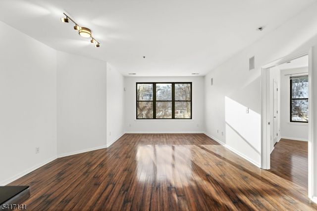 24 Ave At Port Imperial 232, West New York Town, NJ 07093