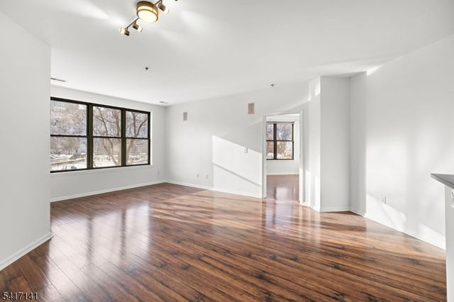 24 Ave At Port Imperial 232, West New York Town, NJ 07093