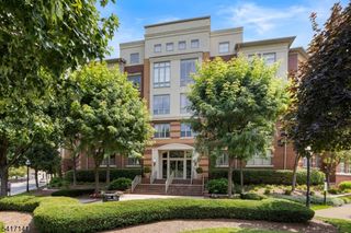 24 Ave At Port Imperial 232, West New York Town, NJ 07093