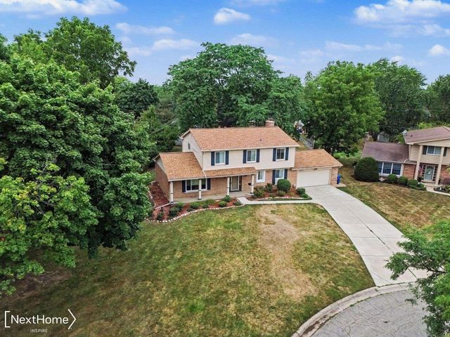 12763 Grace Ct Court, Grand Blanc, MI 48439