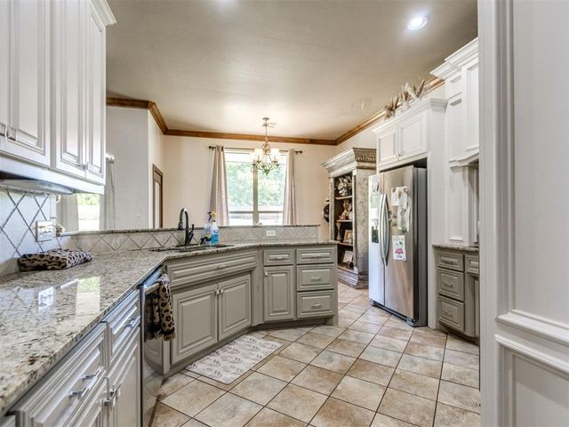 1350 E Angel Fire Terrace, Mustang, OK 73064