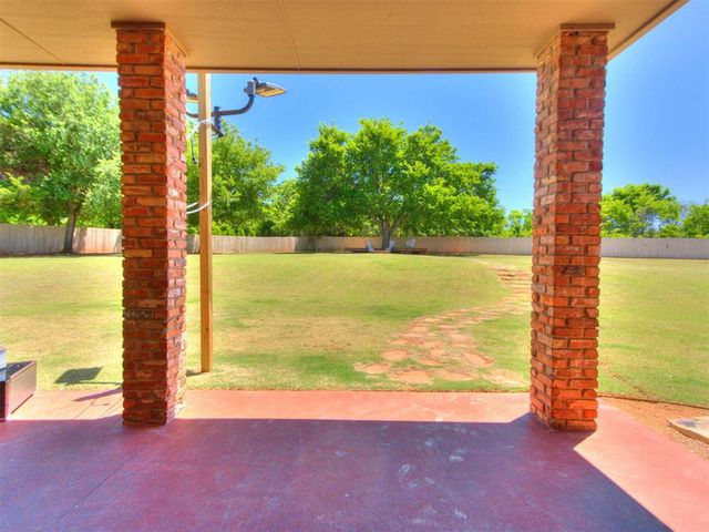 1350 E Angel Fire Terrace, Mustang, OK 73064