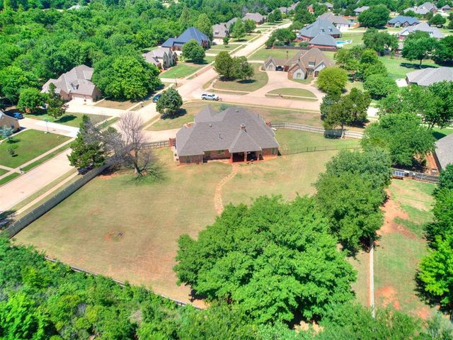 1350 E Angel Fire Terrace, Mustang, OK 73064