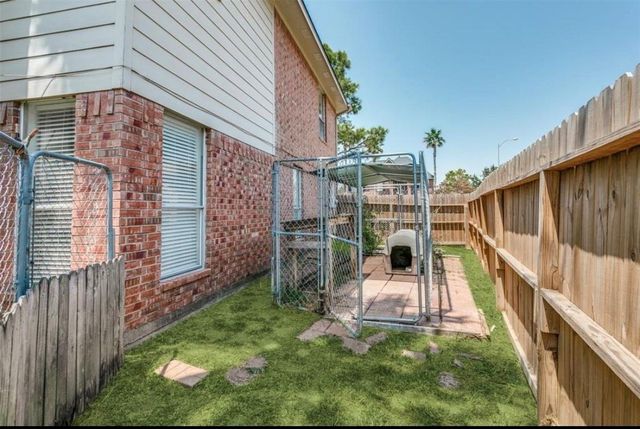 2601 Broussard Court, Seabrook, TX 77586