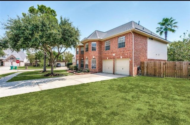 2601 Broussard Court, Seabrook, TX 77586