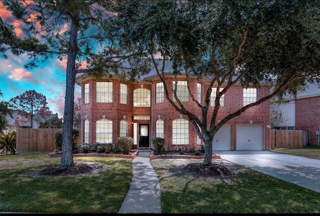 2601 Broussard Court, Seabrook, TX 77586