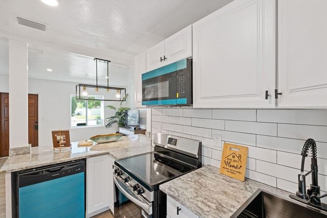 4635 22ND AVENUE N, St Petersburg, FL 33713