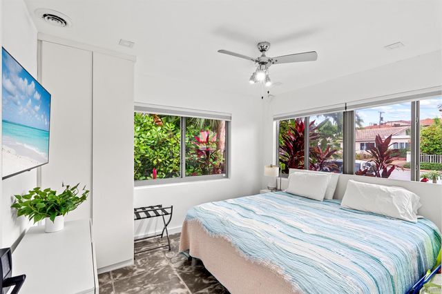 3305 NE 16th Court, Fort Lauderdale, FL 33305