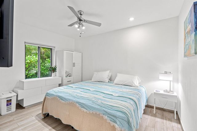 3305 NE 16th Court, Fort Lauderdale, FL 33305