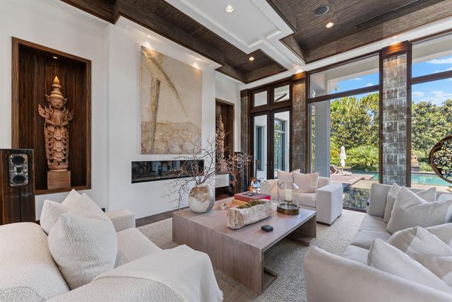 232 Bears Club Drive, Jupiter, FL 33477