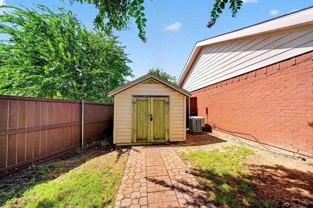 8248 Whitewing Drive, Frisco, TX 75034