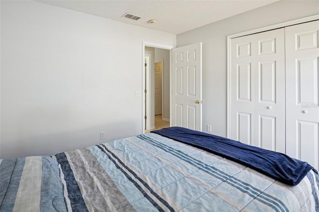 222 LAKE SHORE PARKWAY, Davenport, FL 33896