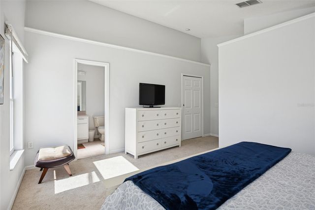 222 LAKE SHORE PARKWAY, Davenport, FL 33896