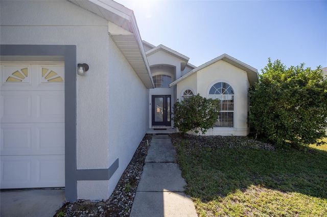 222 LAKE SHORE PARKWAY, Davenport, FL 33896