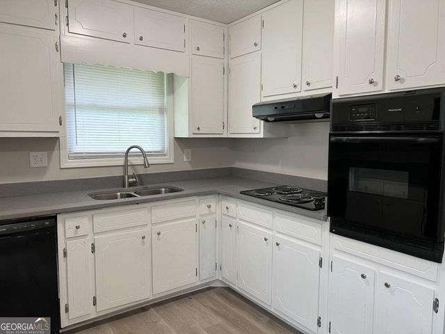 2945 Botany Drive, Jonesboro, GA 30236