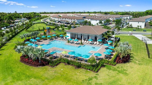2273 NW 131st Cir, Miami, FL 33167