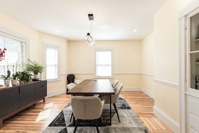78 Arnold St, Quincy, MA 02169