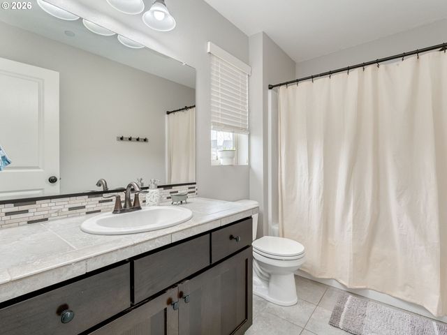 2207 Ne VERBENA Ln, Camas, WA 98607