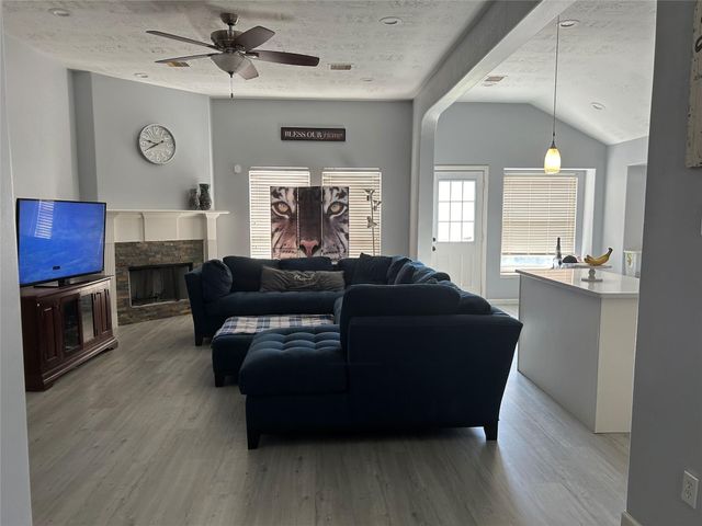 5007 Bridgecrossing Court, Spring, TX 77379