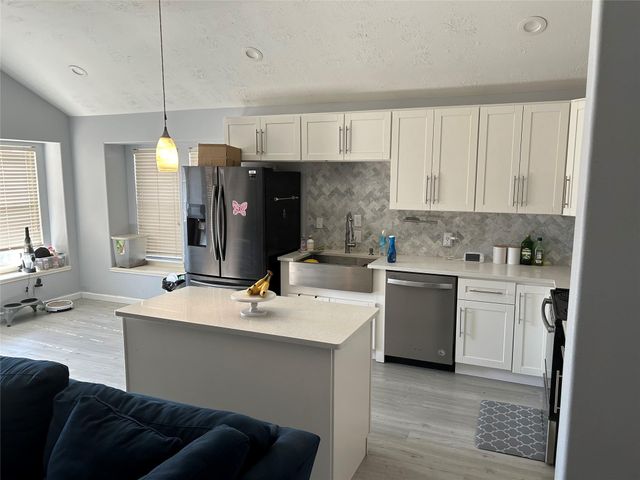 5007 Bridgecrossing Court, Spring, TX 77379