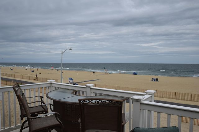 239 Beachfront 4, Manasquan, NJ 08736