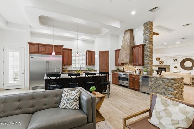 6146 E DIXILETA Drive, Cave Creek, AZ 85331