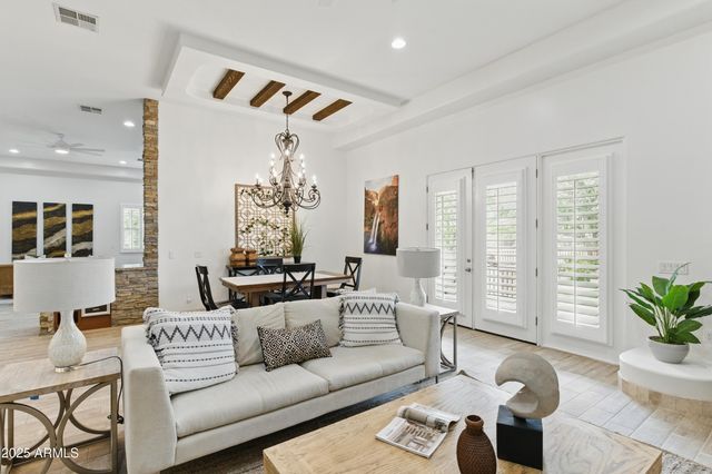 6146 E DIXILETA Drive, Cave Creek, AZ 85331