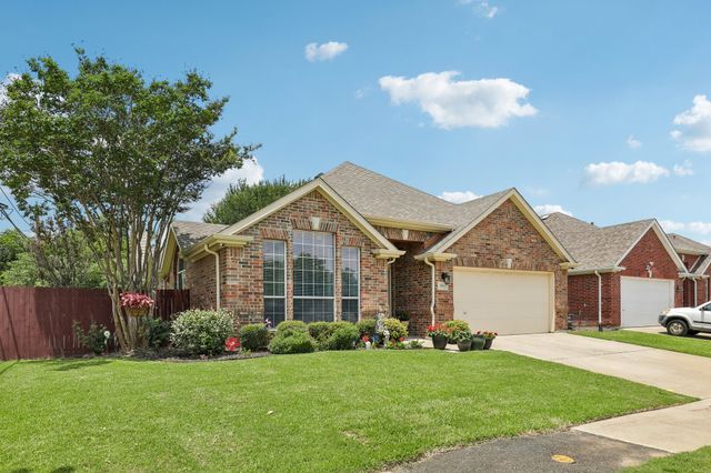 3901 Glenwyck Drive, North Richland Hills, TX 76180