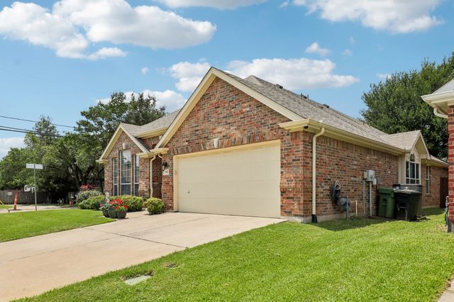 3901 Glenwyck Drive, North Richland Hills, TX 76180