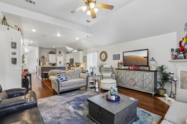 3901 Glenwyck Drive, North Richland Hills, TX 76180