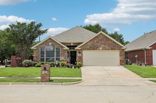 3901 Glenwyck Drive, North Richland Hills, TX 76180