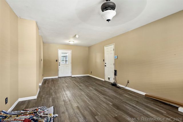 420 S Hickory Place, Broken Arrow, OK 74012