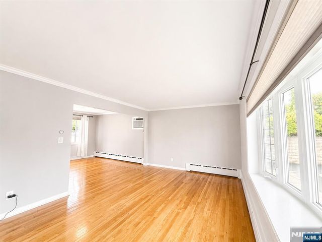 284 Eagle Street, North Arlington, NJ 07031