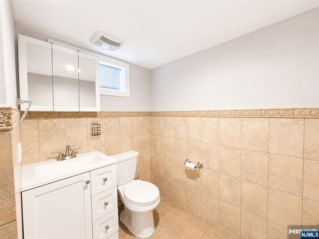284 Eagle Street, North Arlington, NJ 07031