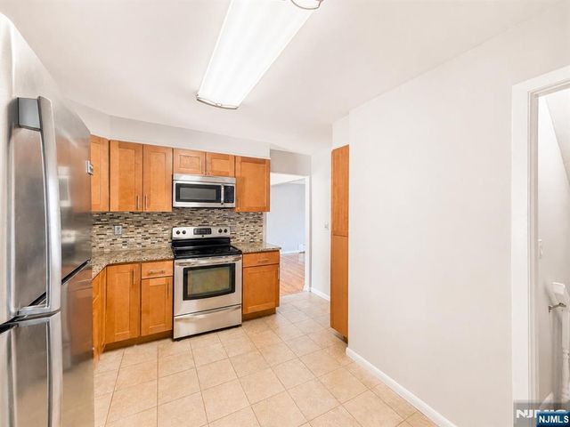 284 Eagle Street, North Arlington, NJ 07031