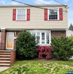 284 Eagle Street, North Arlington, NJ 07031