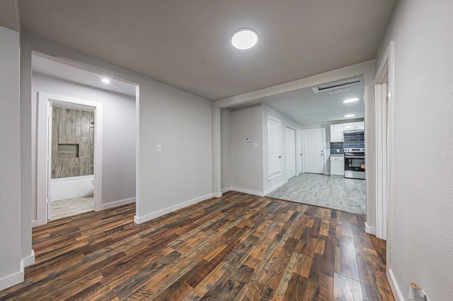 3222 Grayson Street, Fort Worth, TX 76119