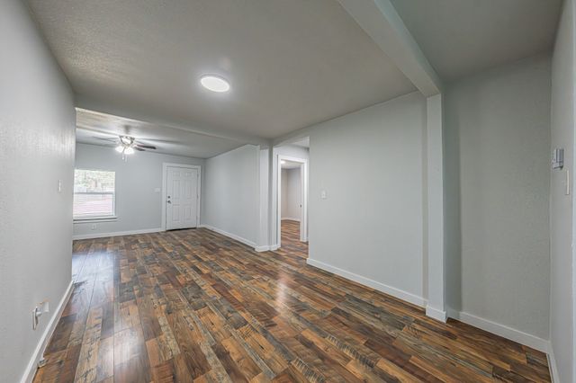 3222 Grayson Street, Fort Worth, TX 76119