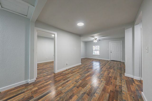 3222 Grayson Street, Fort Worth, TX 76119