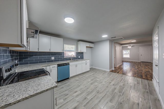 3222 Grayson Street, Fort Worth, TX 76119