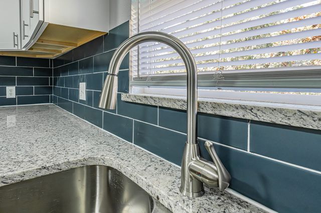 3222 Grayson Street, Fort Worth, TX 76119