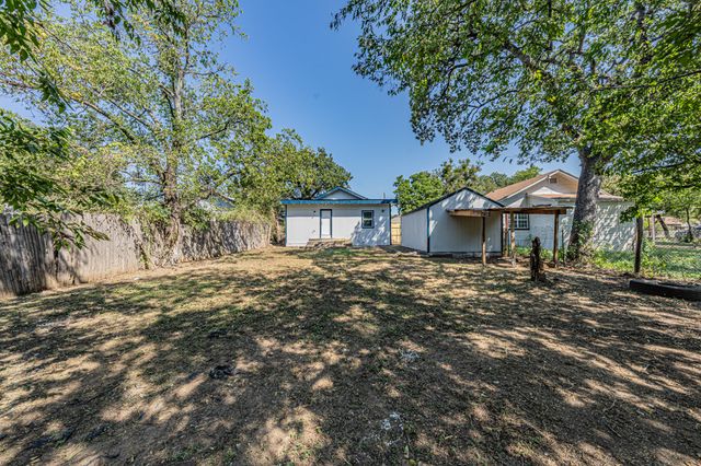 3222 Grayson Street, Fort Worth, TX 76119