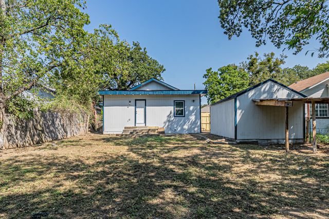 3222 Grayson Street, Fort Worth, TX 76119