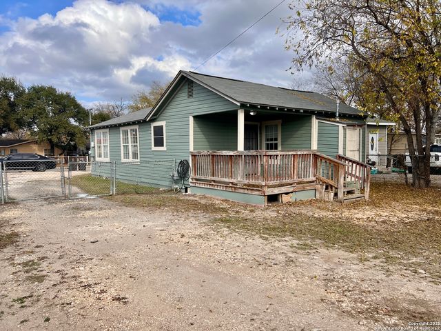 4030 W Salinas, San Antonio, TX 78207