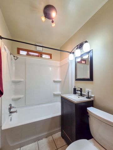 1472 Atlas St. Atlas, Hammond, IN 46320