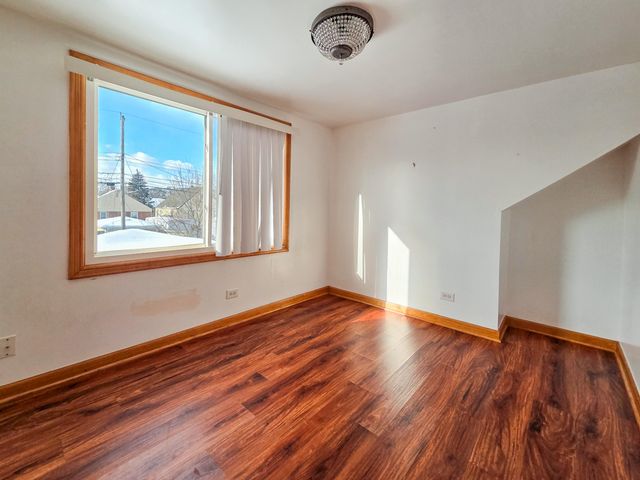 1472 Atlas St. Atlas, Hammond, IN 46320