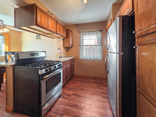 1472 Atlas St. Atlas, Hammond, IN 46320