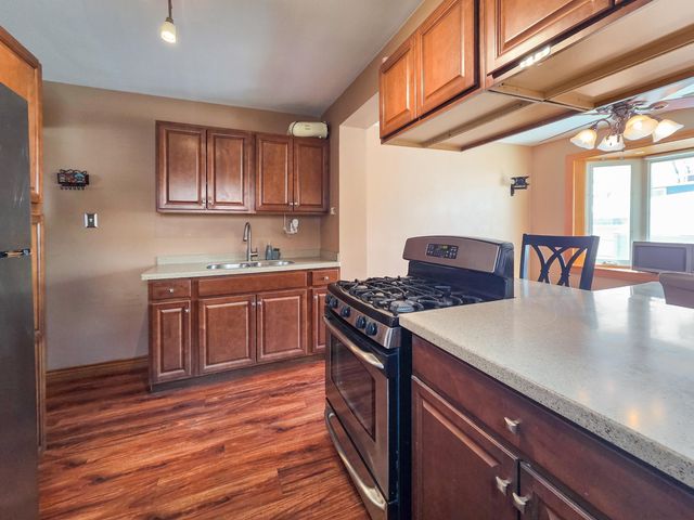 1472 Atlas St. Atlas, Hammond, IN 46320