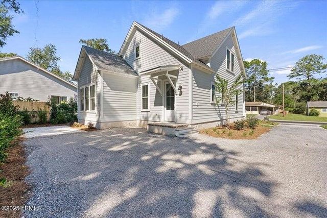 2206 National Street, Beaufort, SC 29902